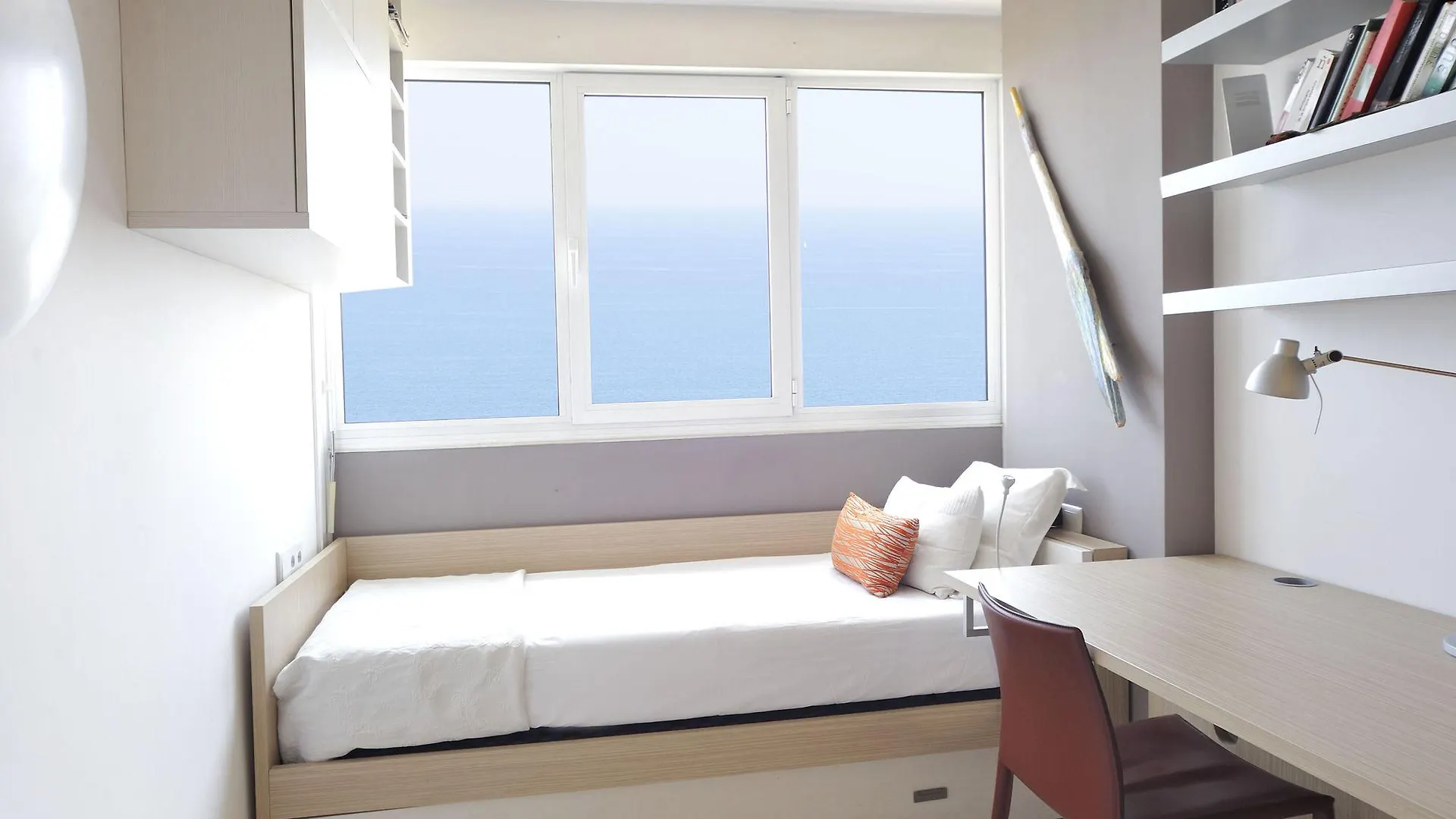 You Stylish Beach Apartments バルセロナ スペイン